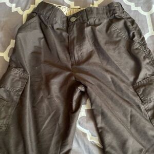 NWOT CARGO SHORTS